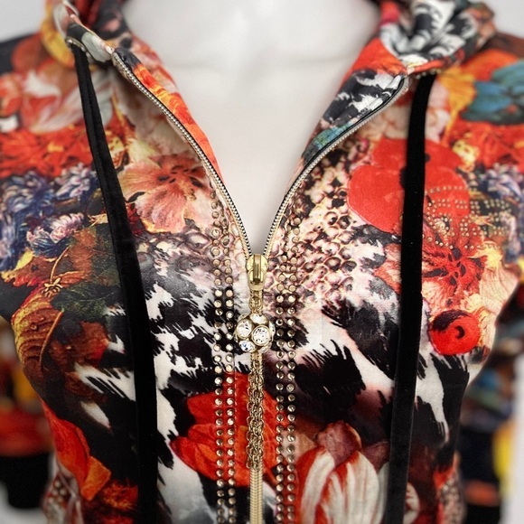 NWT WOMEN VELOUR TRACKSUIT SET JACKET/BLACK PANTS FLORAL PRINT LOUNGEWEAR HOODED - Picture 6 of 11